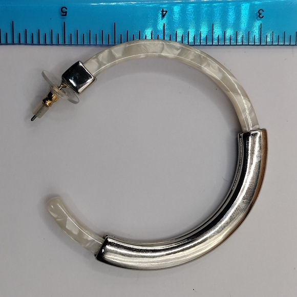 BaubleBar Women's Tassiana Hoop Earrings White/Silvertone - Picture 6 of 6